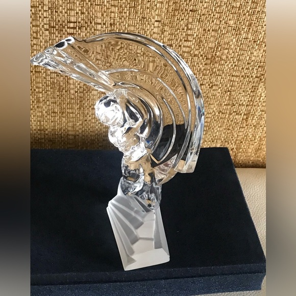 New Clear Glass Figurine “Golf Player”H 10.5” W 6 3/4”.Excellent Condition - Picture 3 of 12